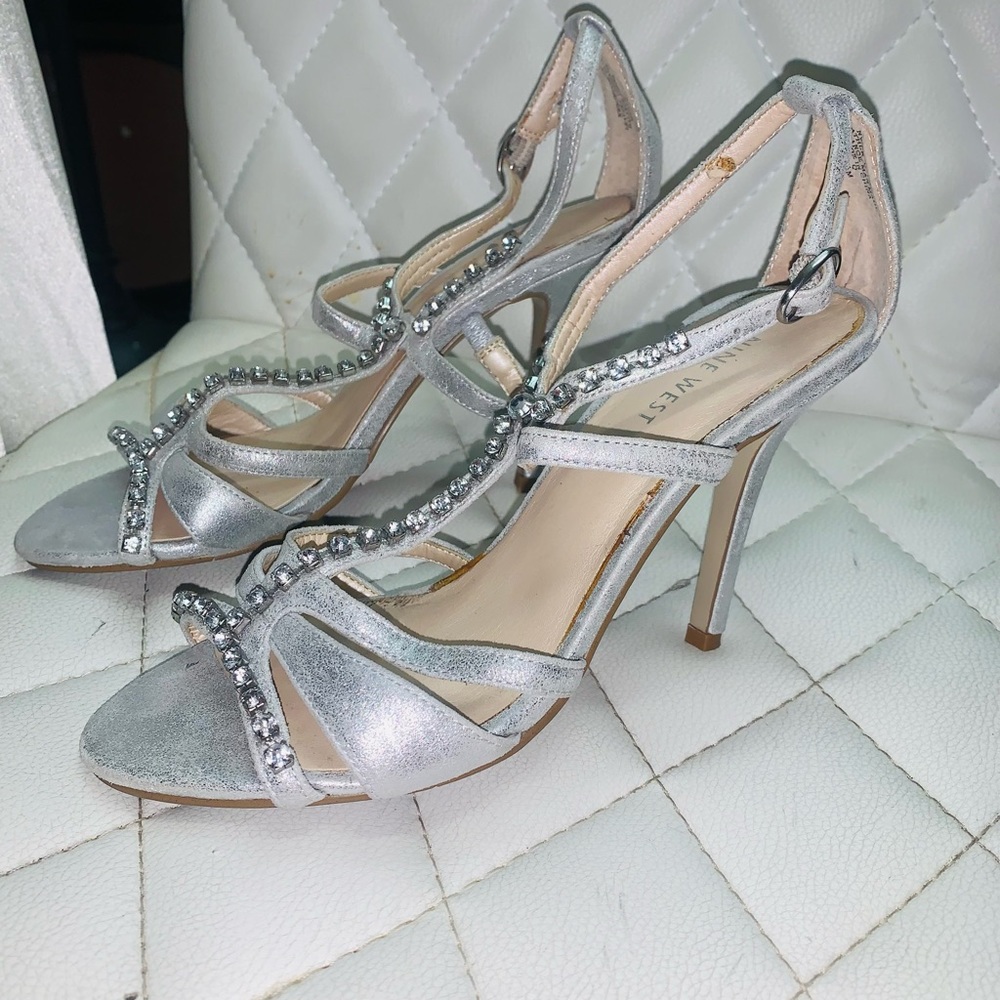 Nine West Silver Heels